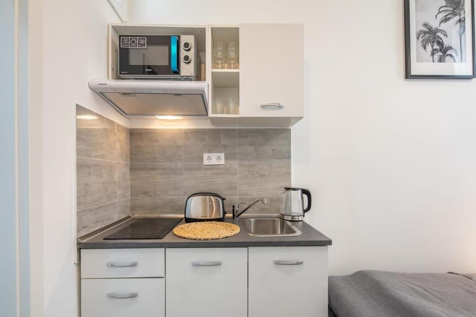 Super Central - NEW - Studio Apartment in Budapest