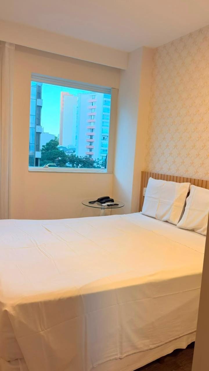 Praia do canto Apart Hotel - Apto 203 Varanda Lateral com Vista Mar Apartment hotel in Vitoria