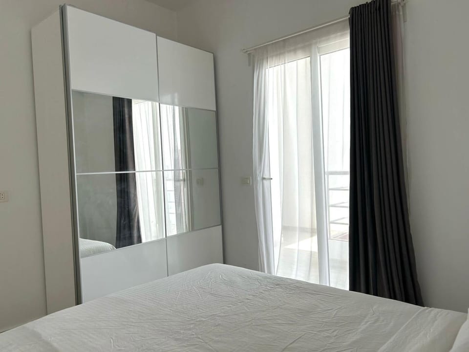 Bedroom, wardrobe