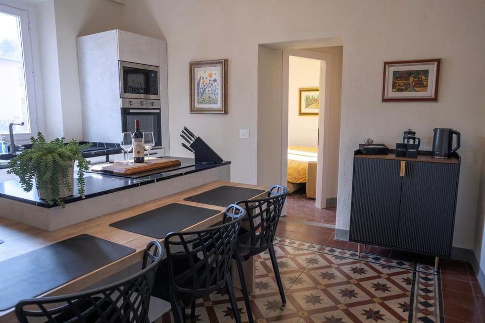 Kitchen or kitchenette, kitchen