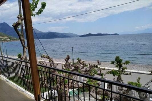 Exotic House Next To The Beach Apartment in Greece