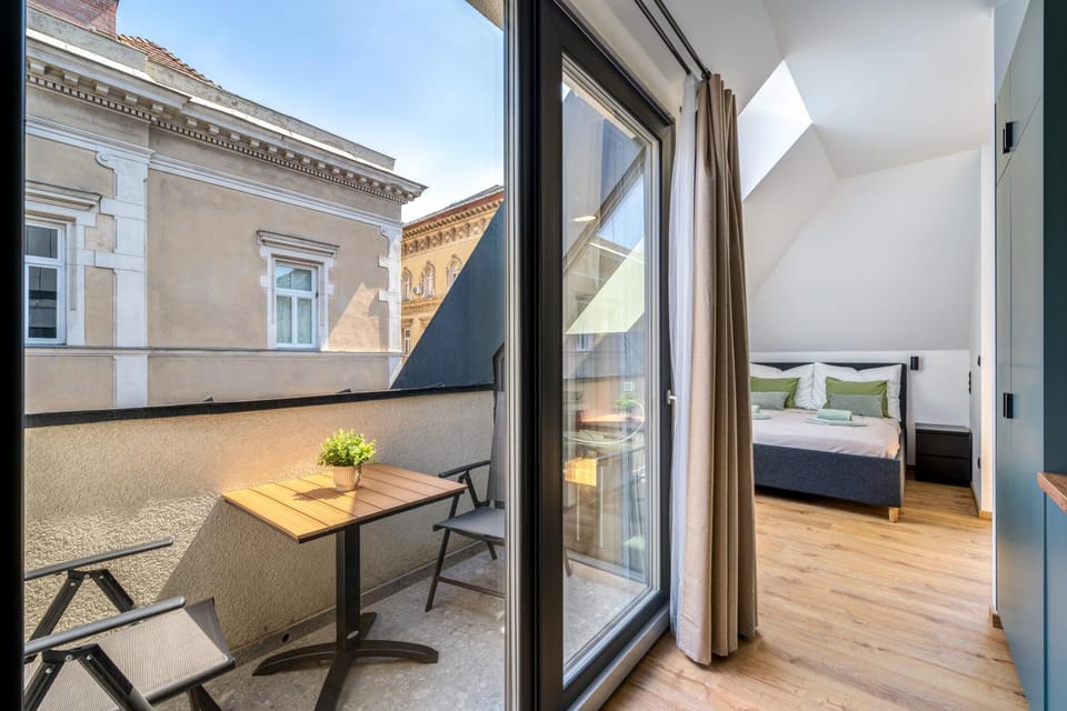 Patio, Bed, Day, View (from property/room), Balcony/Terrace, Balcony/Terrace, Quiet street view