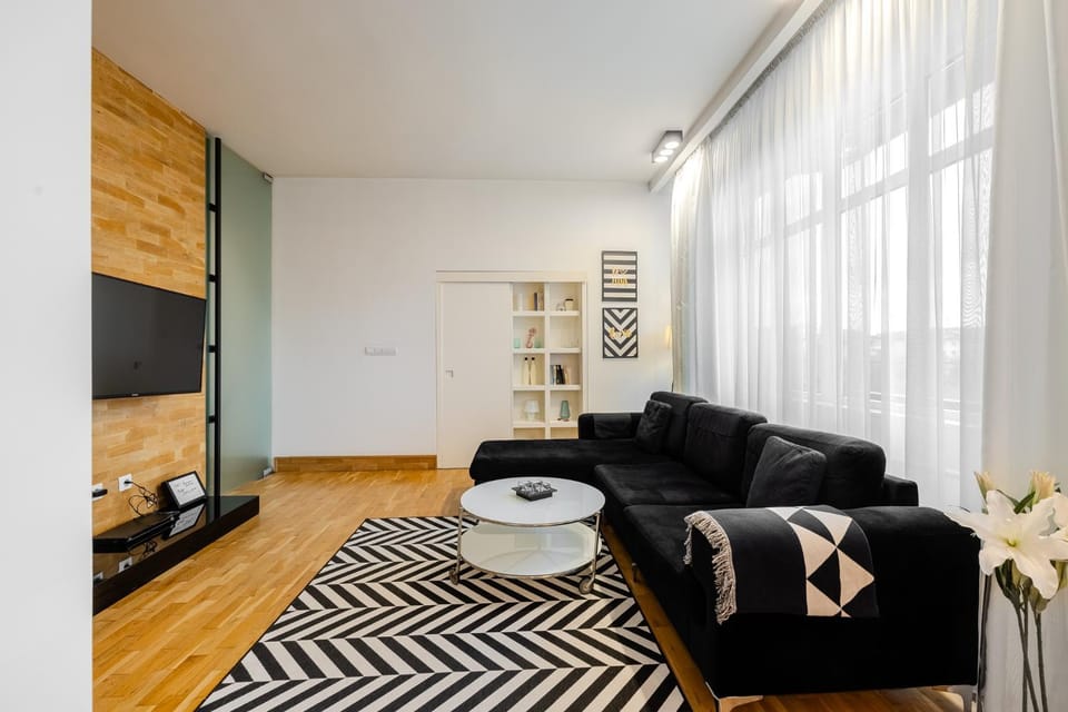 Communal lounge/ TV room, Living room, Evening entertainment