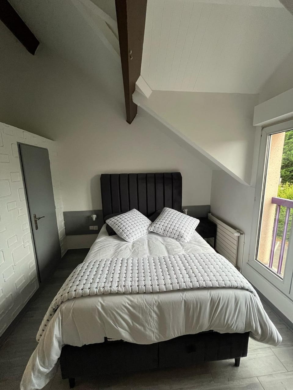 5eme avenue de meaux Bed and Breakfast in Île-de-France