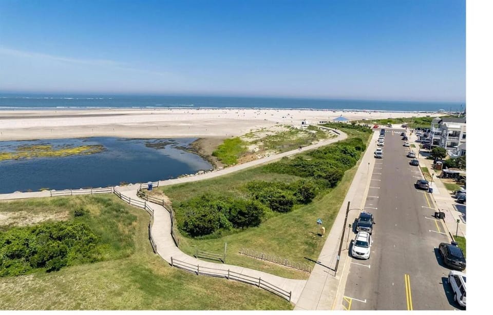NWW single 2nd ave Hereford Inlet Anglesea Villa in North Wildwood