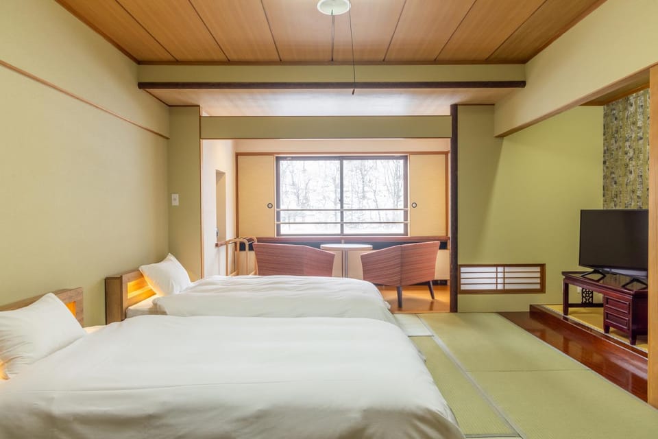 源泉の湯 福の屋 Ryokan in Japan