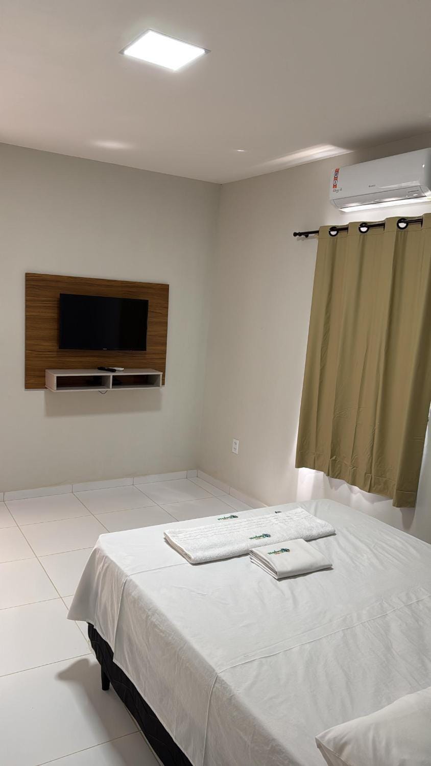 Bed, Bedroom, towels, air conditioner