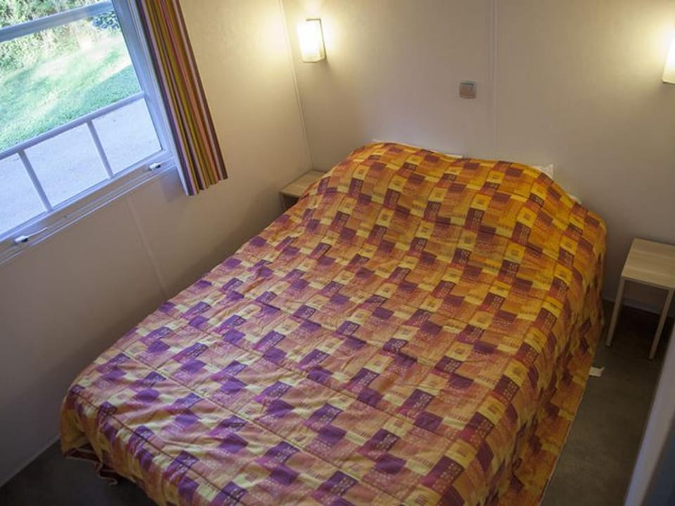 Mobil-home 6 pers avec Terrasse à Naucelle - API-1-52-325 Campground/ 
RV Resort in Auvergne-Rhône-Alpes