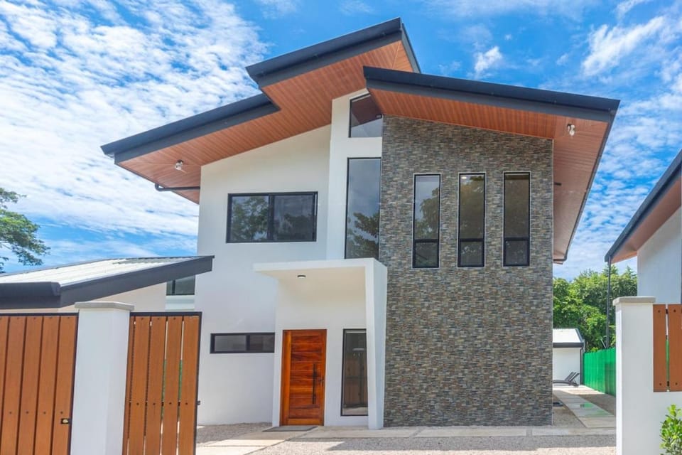 Casa Jurassic Amazing villa 10 min walk to the beach House in Samara