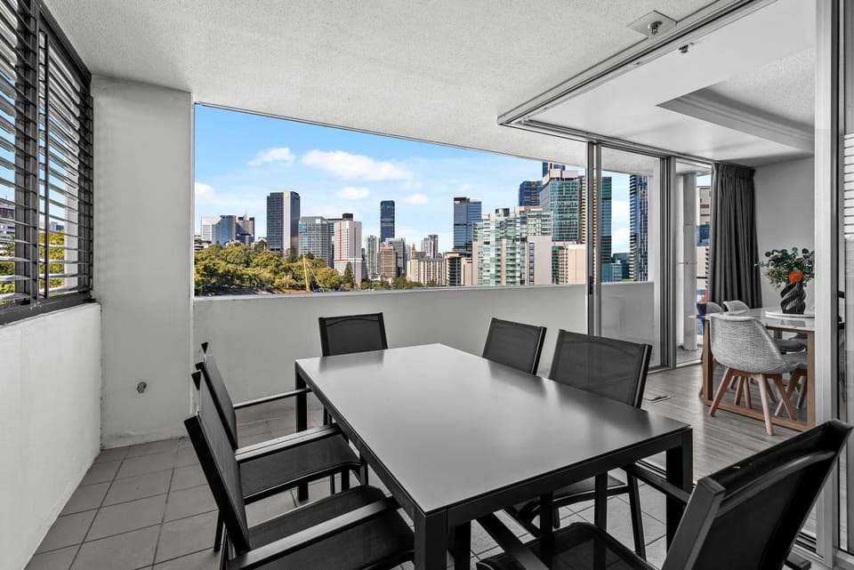 Stylish 3BR - Huge Park on Doorstep - 5 min to CBD Apartment in Brisbane City