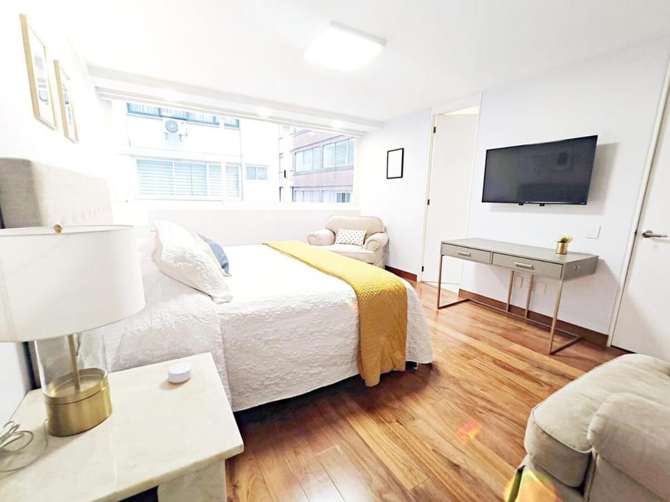 Leonora 2 MaiaHomeUbicacion Privilegiada 4BR 3BA en Polanco Apartment in Mexico City