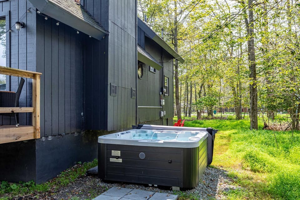Hot Tub