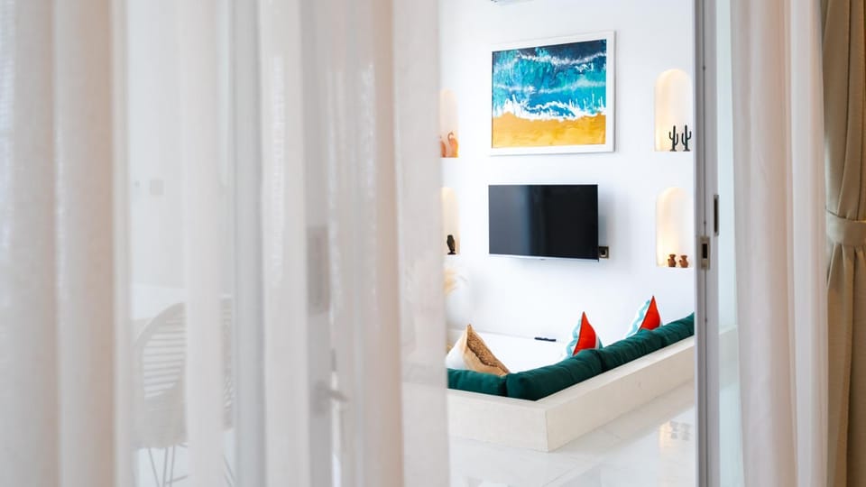 Villa Grega Mykonos, 2Br walking to Padang Padang beach Uluwatu Villa in Bali