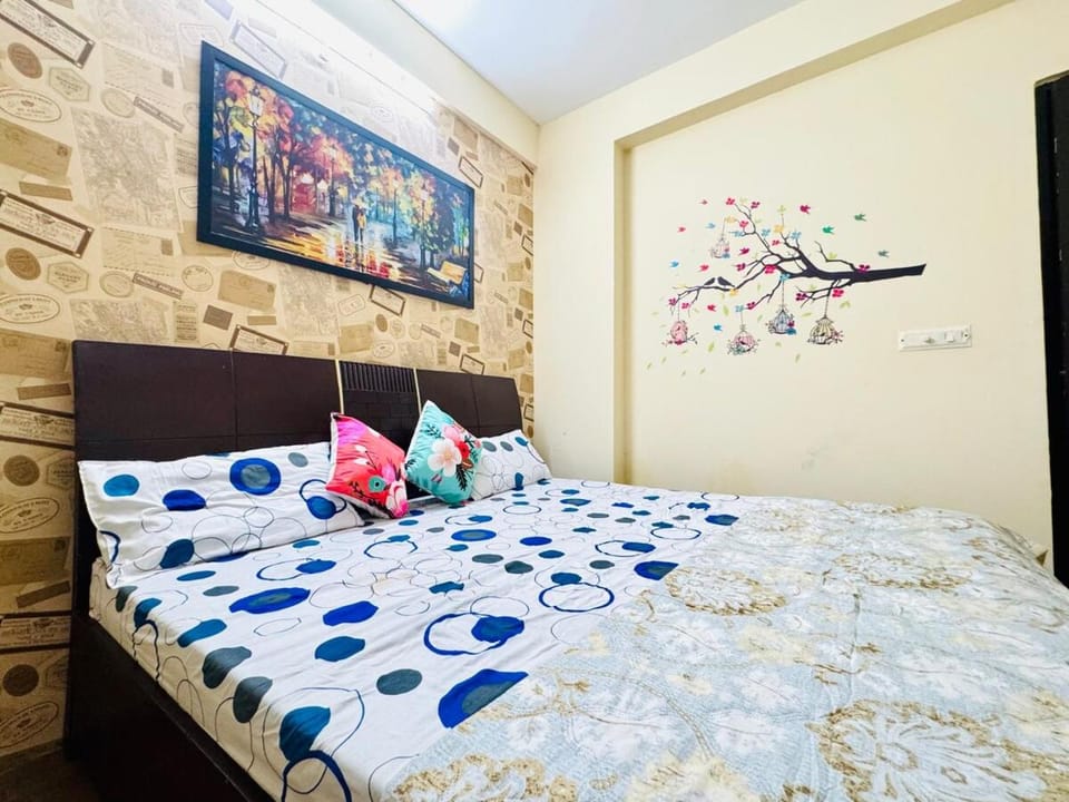 Cozy Modern Stay in the Heart of Ghaziabad Apartment in Uttar Pradesh