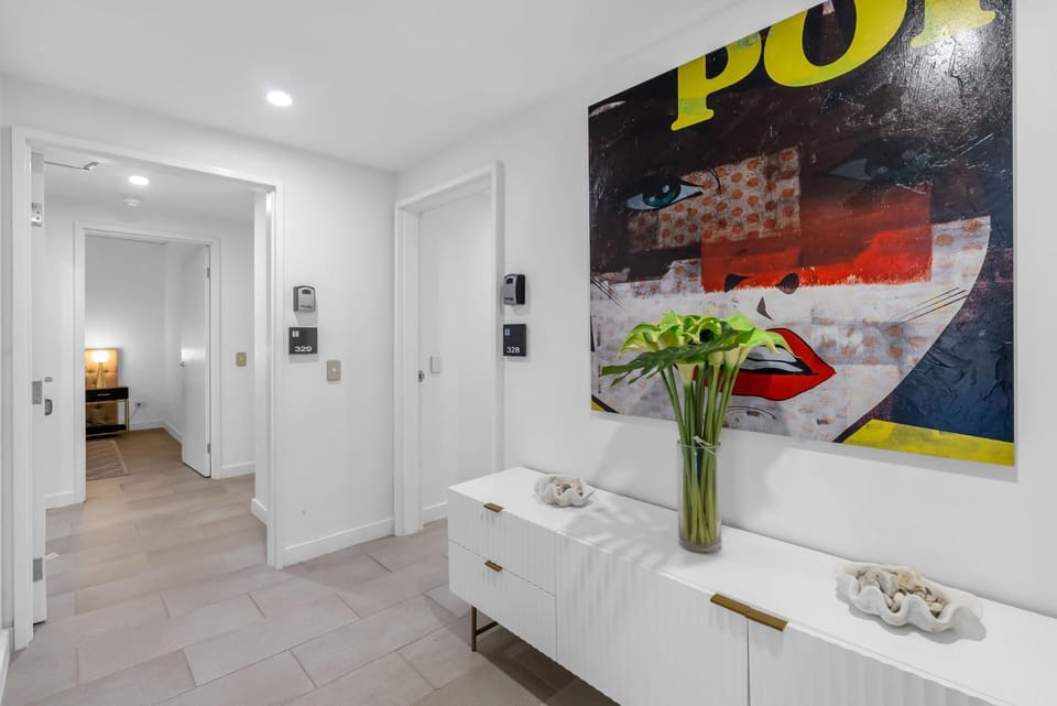 Belle Escapes 328-329 Luxury Beachfront Resort Palm Cove Apartment in Palm Cove