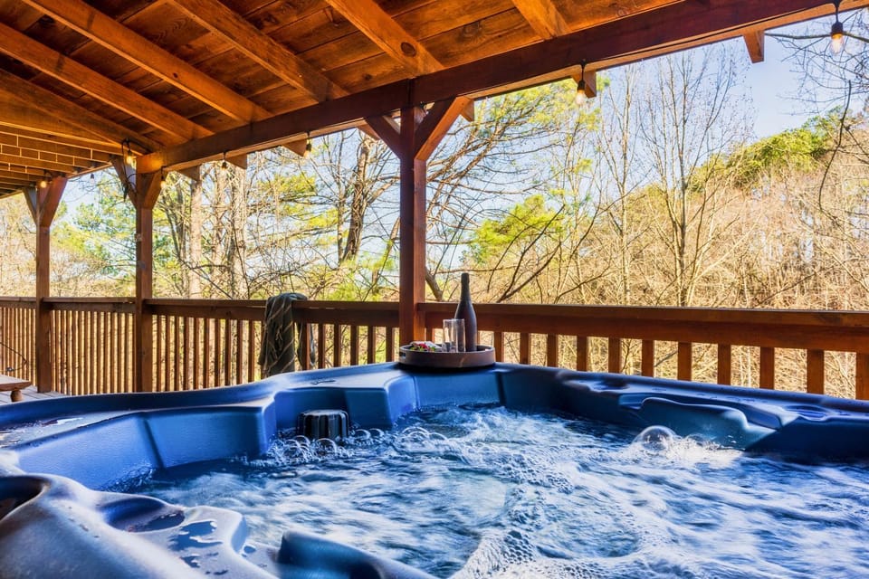 Hot Tub, Hot Tub