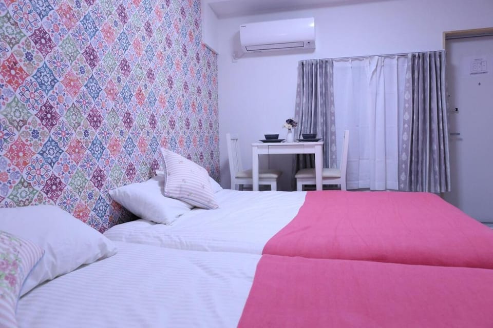 N105 Easy Access to Ikebukuro Only 2 Stops Apartment in Shinjuku