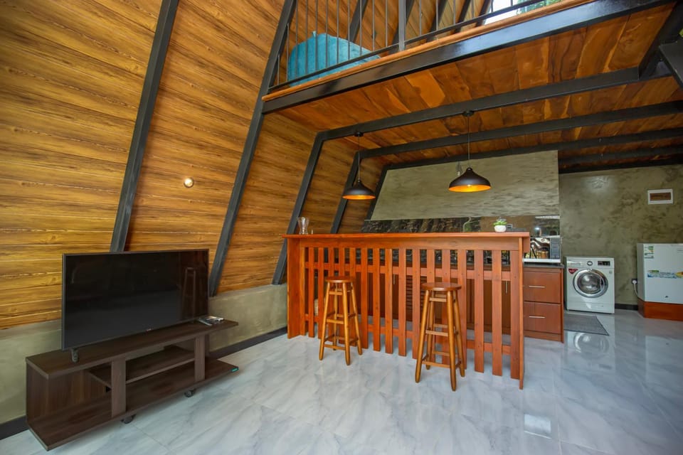 Greenpeak Serene Luxury Cabanas Nature lodge in Hikkaduwa