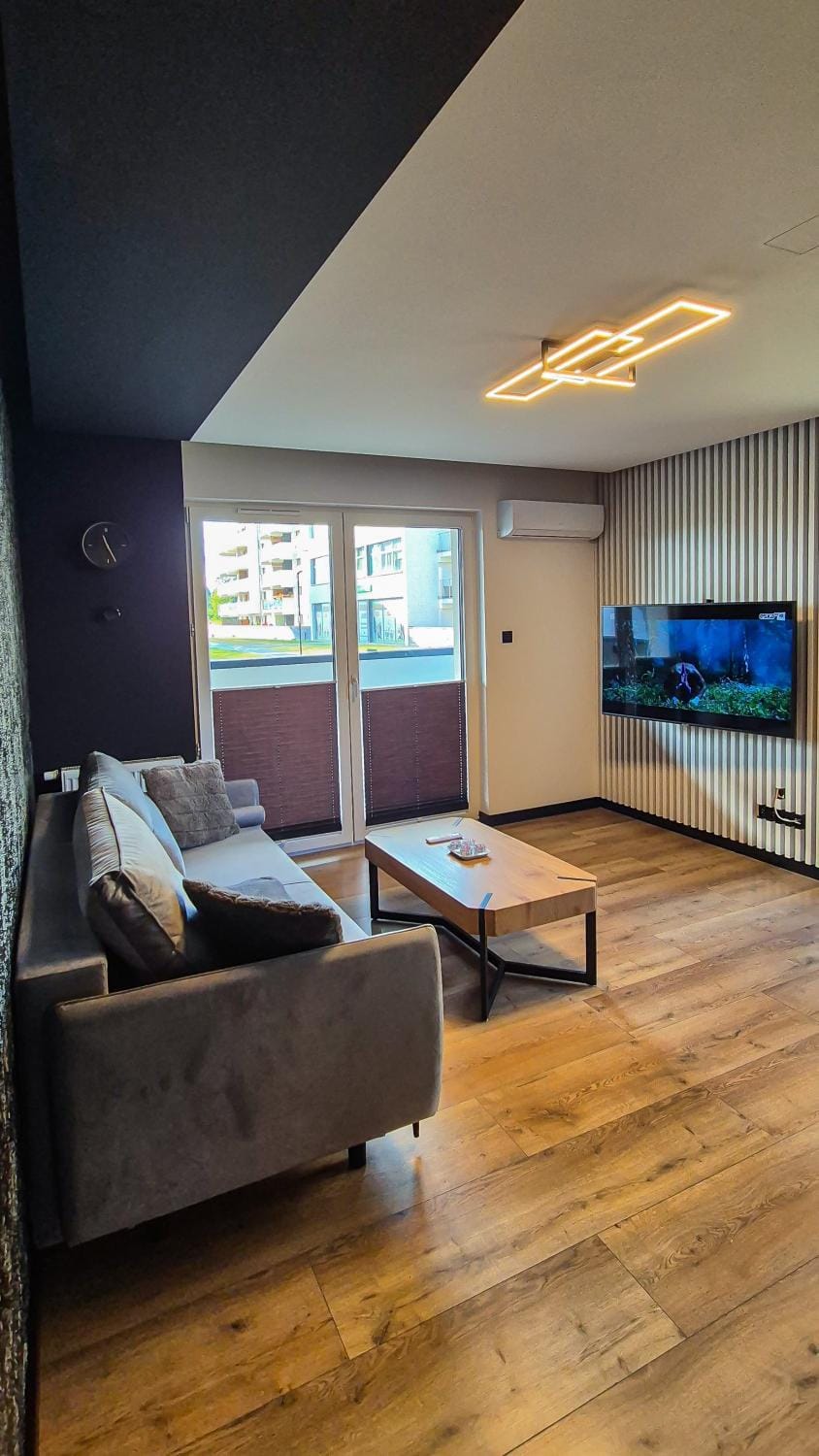 Communal lounge/ TV room, TV and multimedia, Living room, Seating area