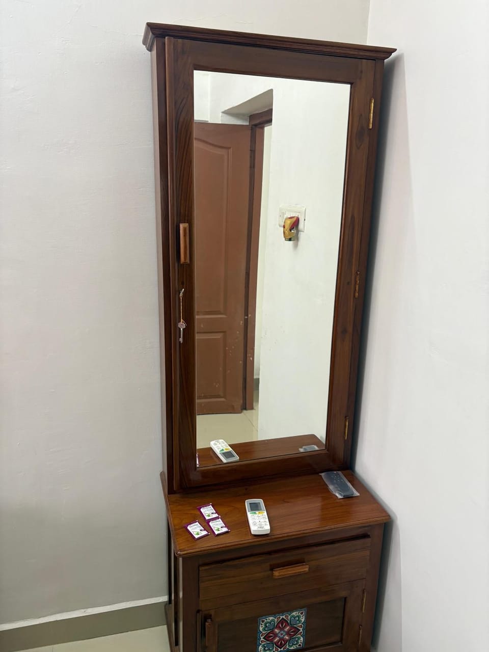 wardrobe