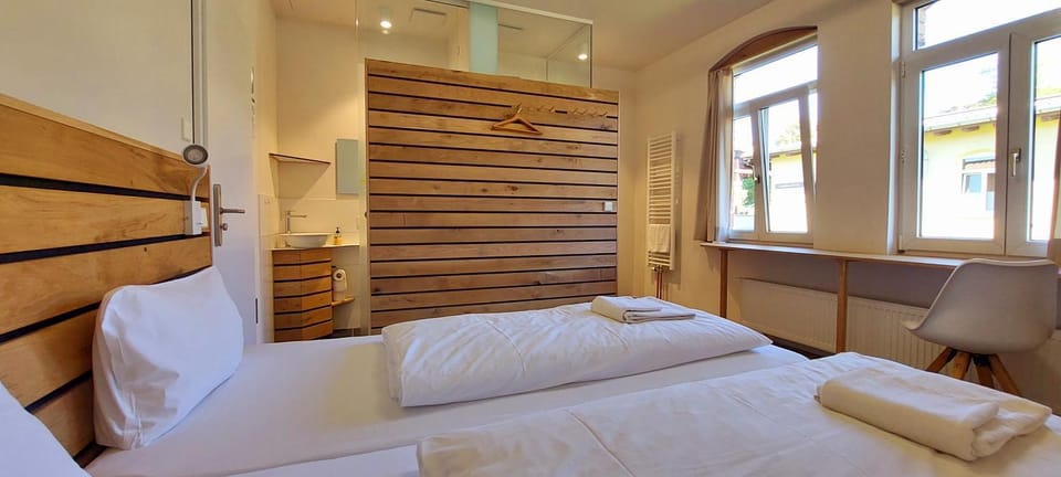 Bathroom, Photo of the whole room, Bedroom