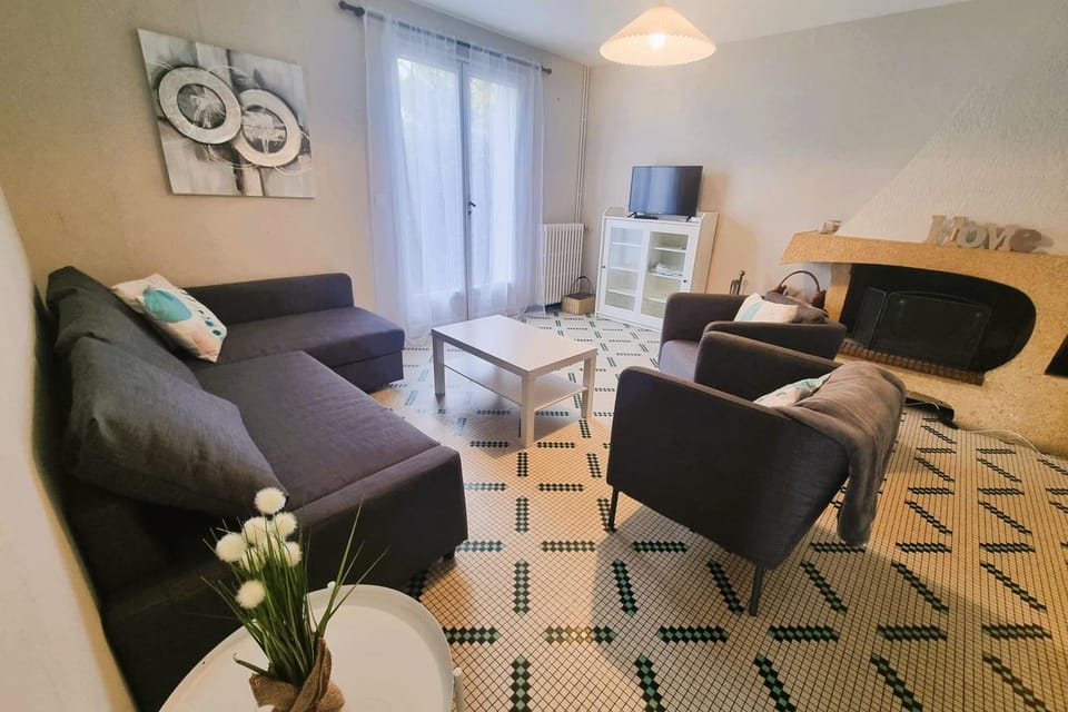 Large family house 300m from the beach House in Arcachon