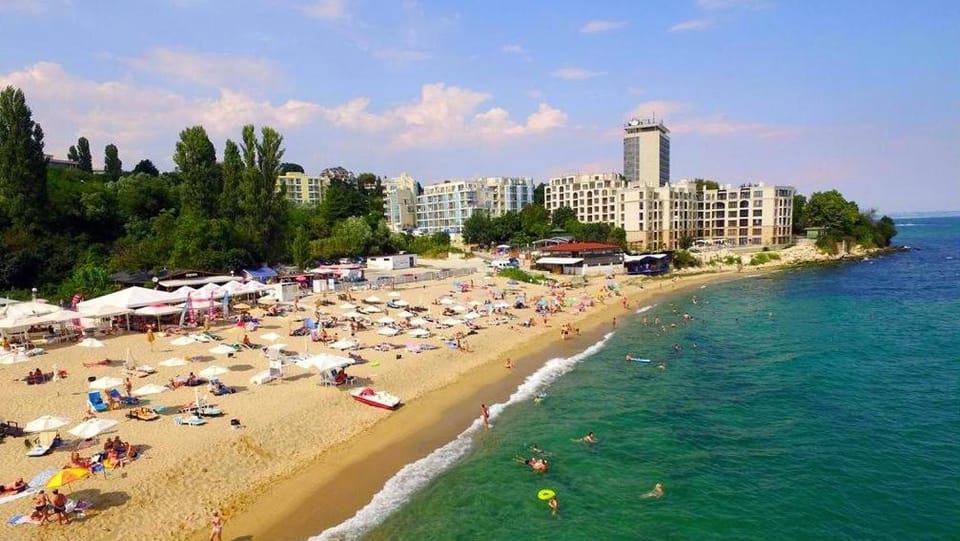 Natural landscape, Beach, Evening entertainment, Sea view, sunbed