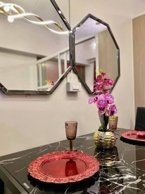 Near Airport Casa Isabel Primeworld Apartment hotel in Lapu-Lapu City
