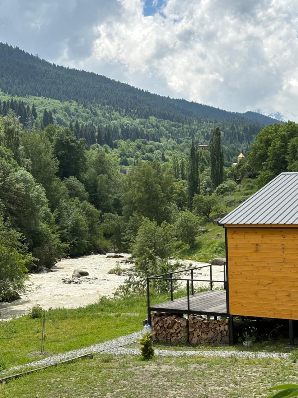 Tetnuldi River Chalet Chalet in Georgia