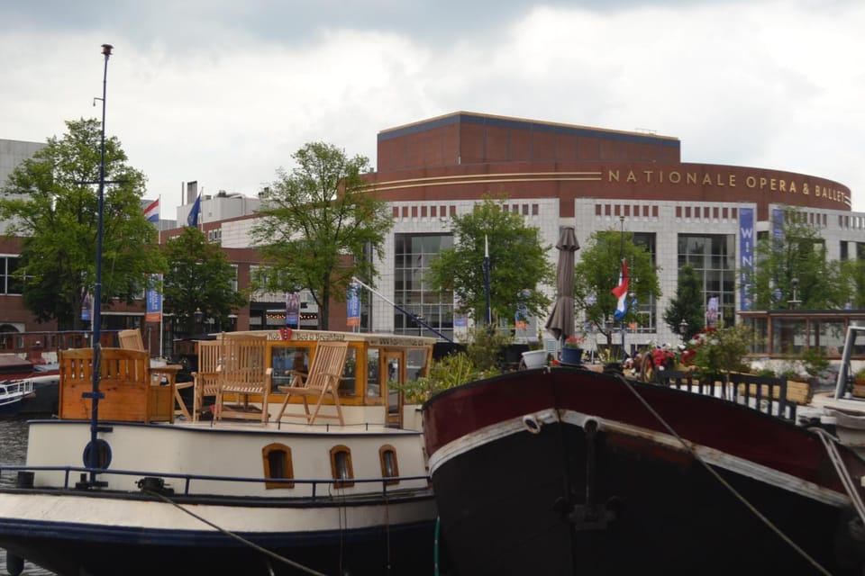 art deco houseboat on super location Docked boat in Amsterdam