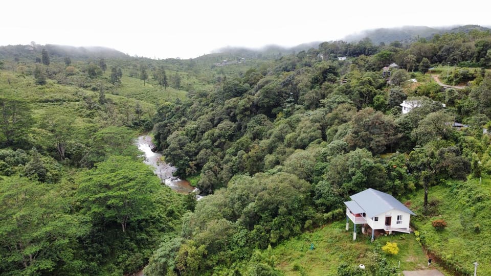 Willostays Amburan hills cabin Cabin in Kerala
