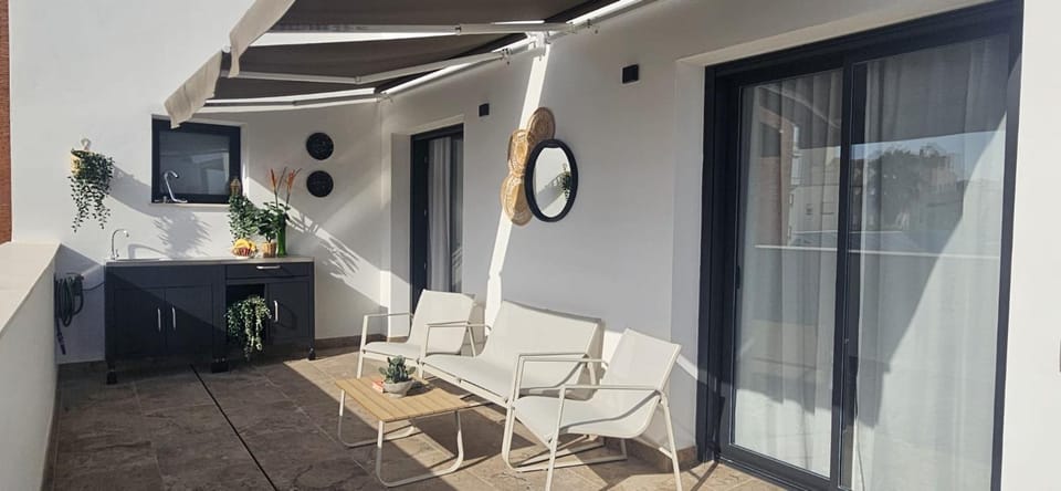 Patio, View (from property/room), Balcony/Terrace, Dining area