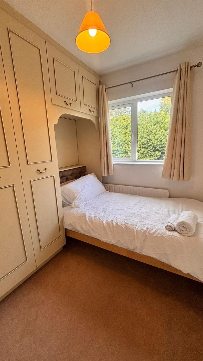 Bed, Photo of the whole room, Bedroom, towels, wardrobe