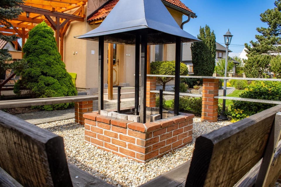 BBQ facilities, Garden