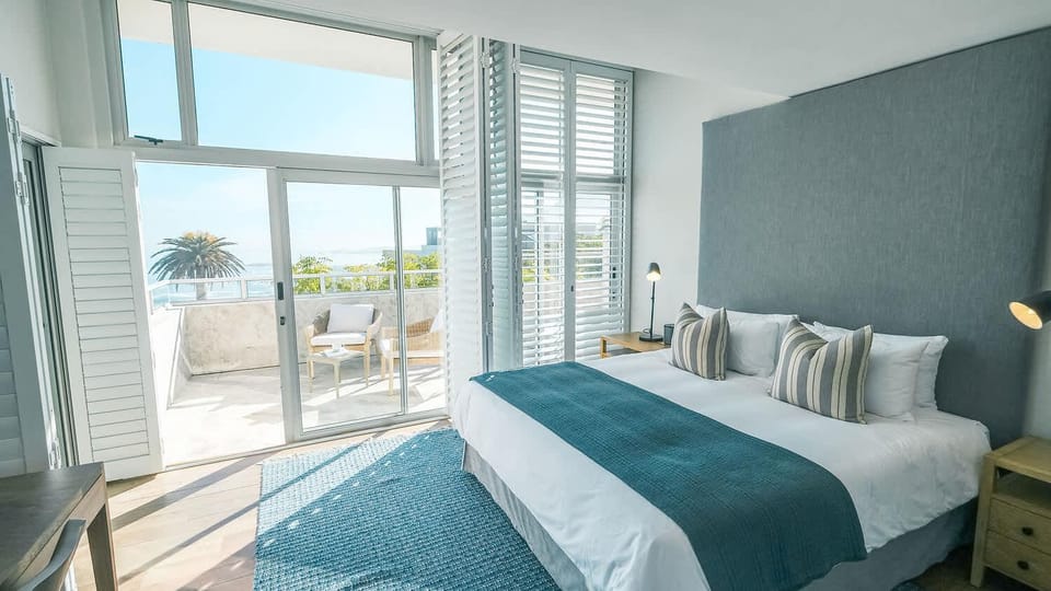 Skyloop Villa Family-Friendly House in Camps Bay