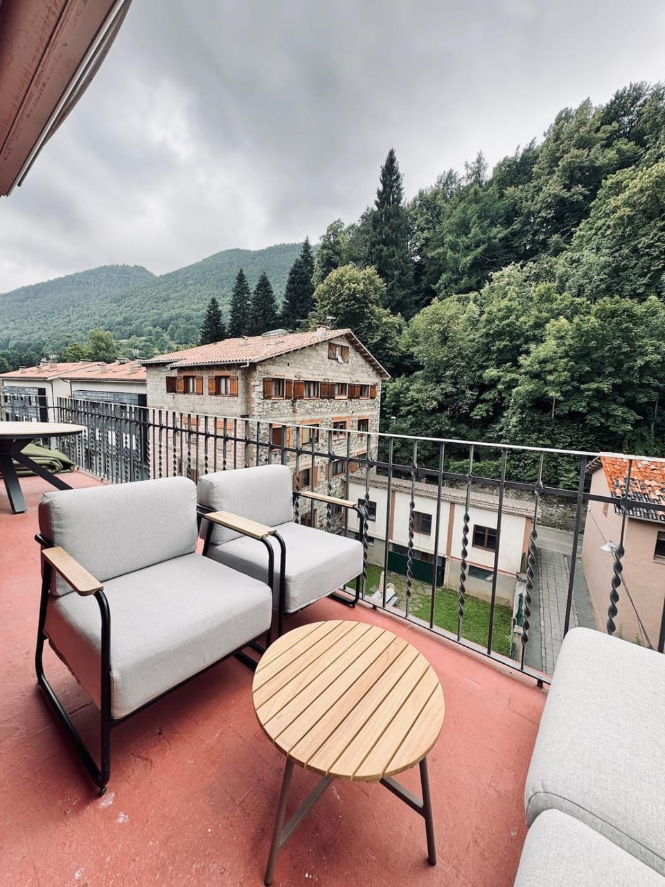 Natural landscape, Balcony/Terrace, Mountain view, River view