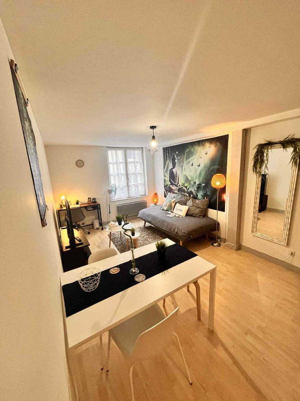 Living room, Seating area, Dining area