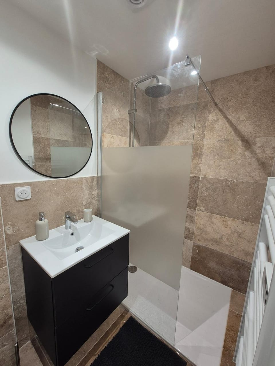 Shower, Bathroom
