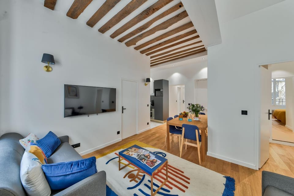 Urban Flat 98 - 4 Bedrooms Apartment center of Paris Apartment in Paris