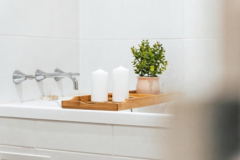 Shower, Bathroom, Decorative detail, Bath