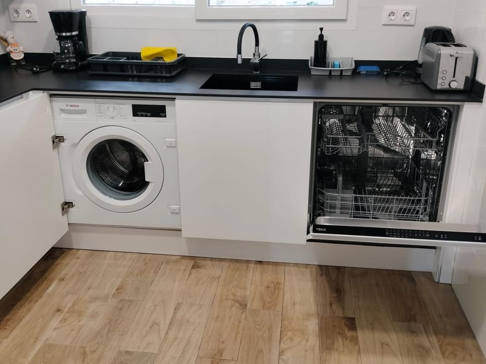 dishwasher, washing machine