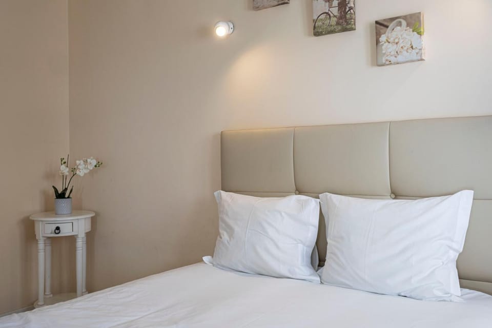 Budget Beach Center B5 Apartment in Guia