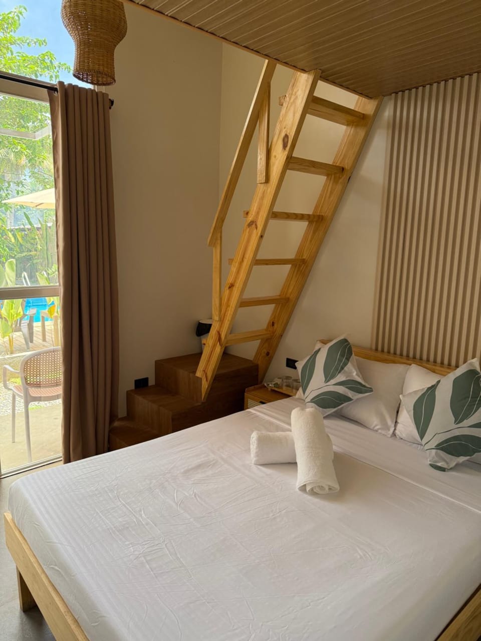 View (from property/room), Photo of the whole room, Bedroom, towels