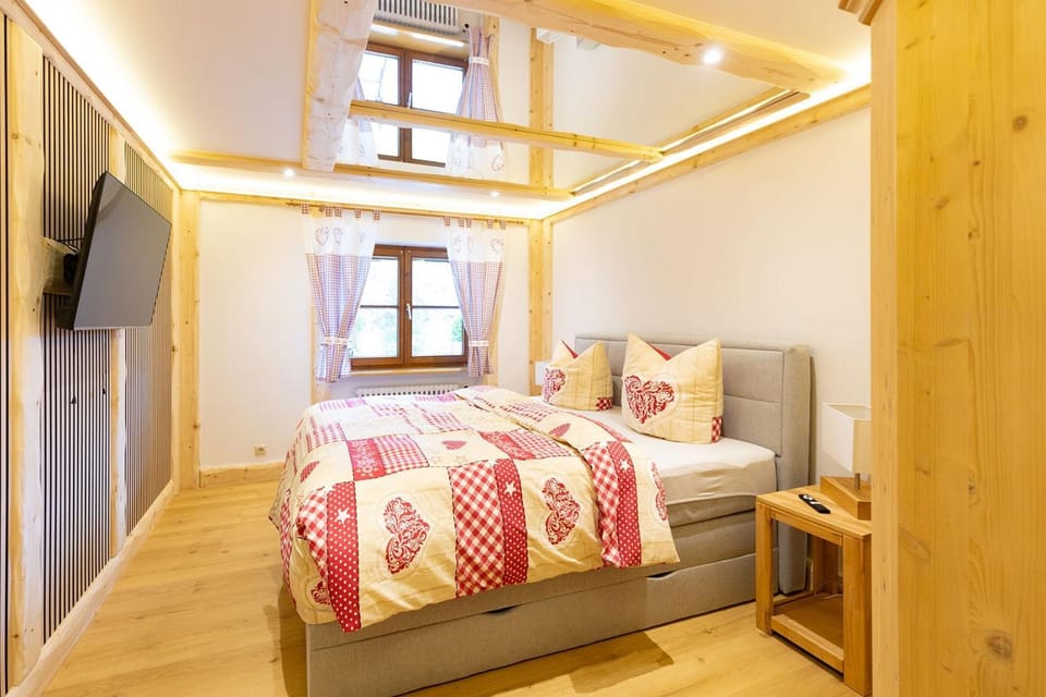 Property building, Living room, Bedroom