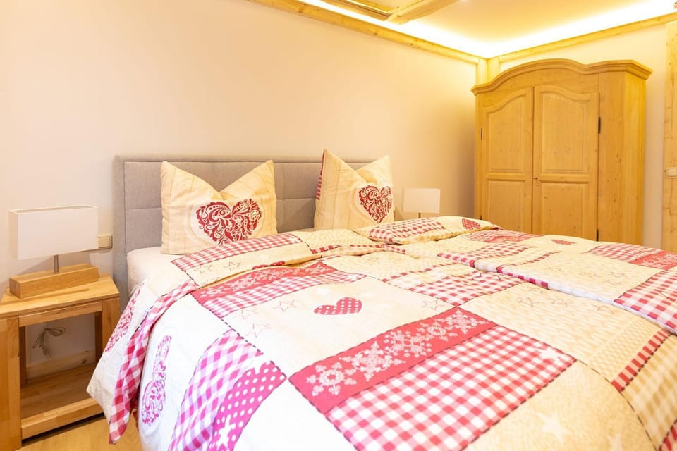 Living room, Bedroom