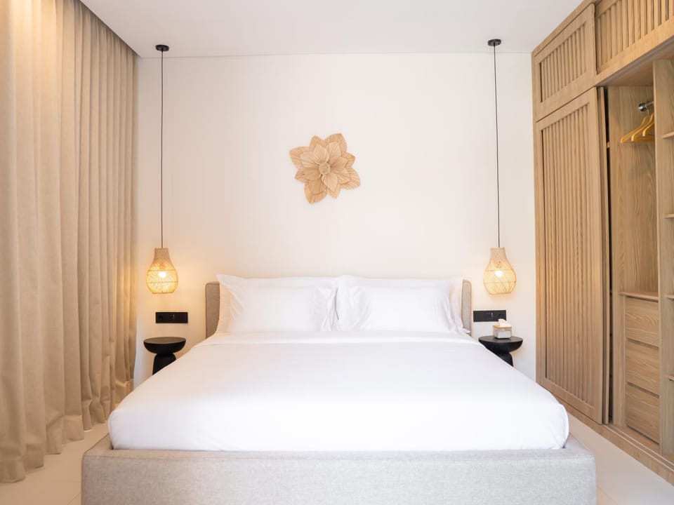 Bed, Photo of the whole room, Bedroom, wardrobe