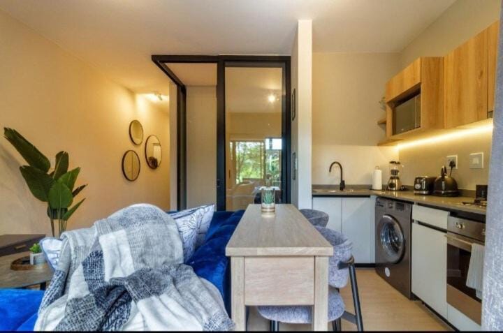 #AlimamaSpaces The Thando's Akaru Apartment in Sandton