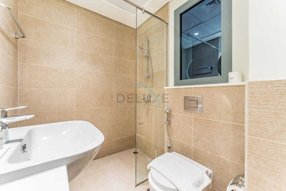 Shower, Toilet, Bathroom, bidet, towels