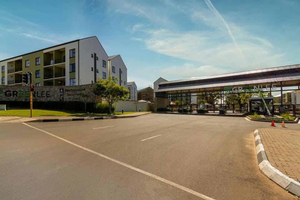 #Alimama Spaces Aggy’s Greenlee Apartment in Sandton