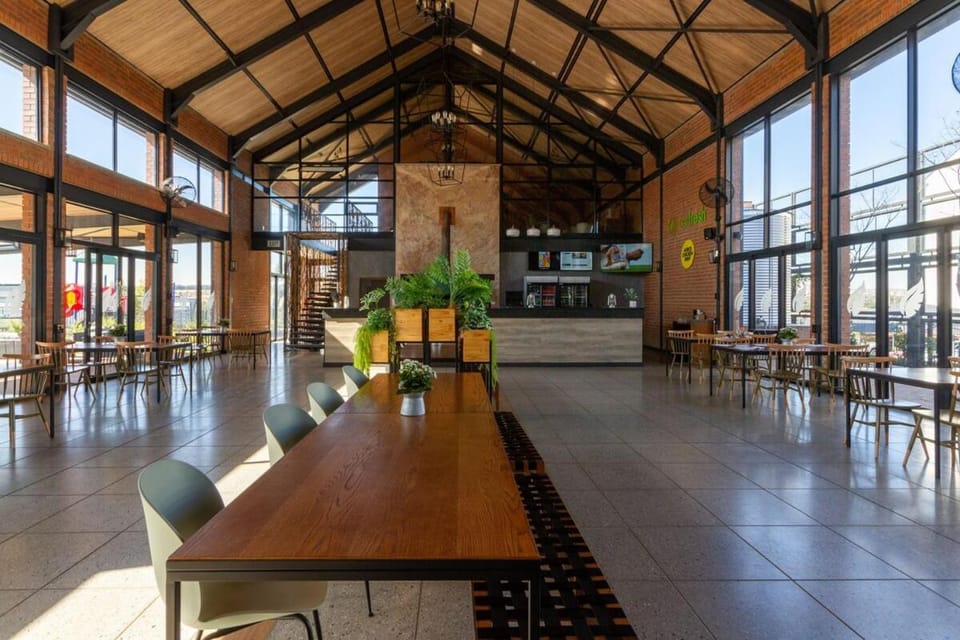 #Alimama Spaces Aggy’s Greenlee Apartment in Sandton